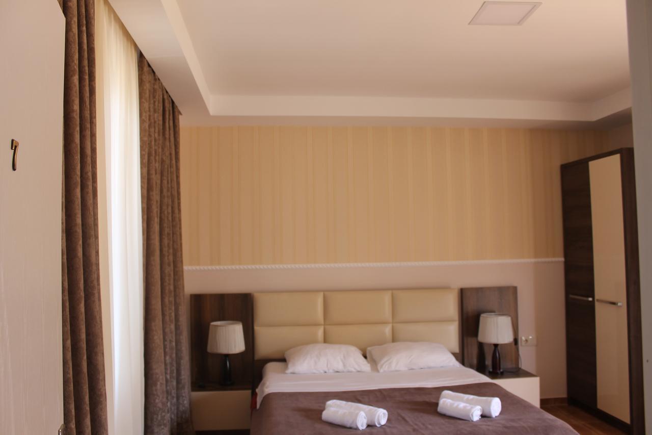 Seazone Hotel Shekhvetili Exterior photo