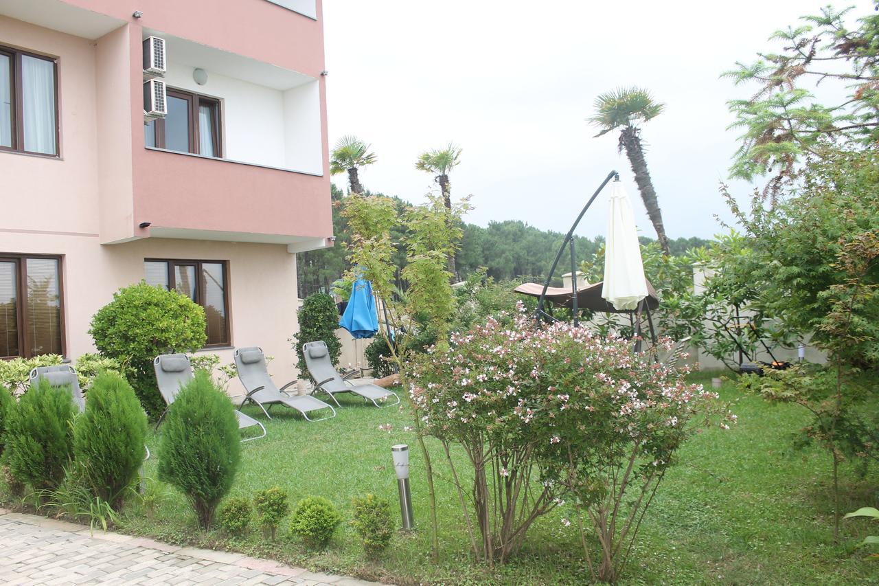 Seazone Hotel Shekhvetili Exterior photo